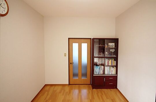 暗い部屋から明るい部屋に！築40年戸建ての内装リフォーム